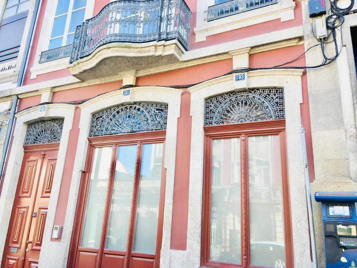 1Bedroom Apartment With An Exclusive Design Porto Luaran gambar